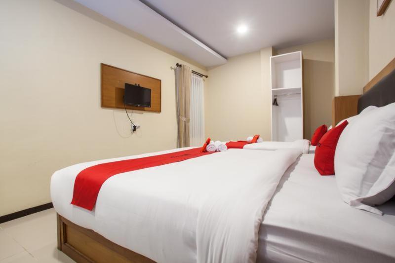 Reddoorz Premium @ Jalan Cengkeh Malang Hotel Kamer foto